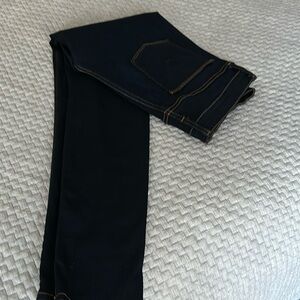 Hudson dark wash skinny jeans, never worn, size 31, inseam is 31